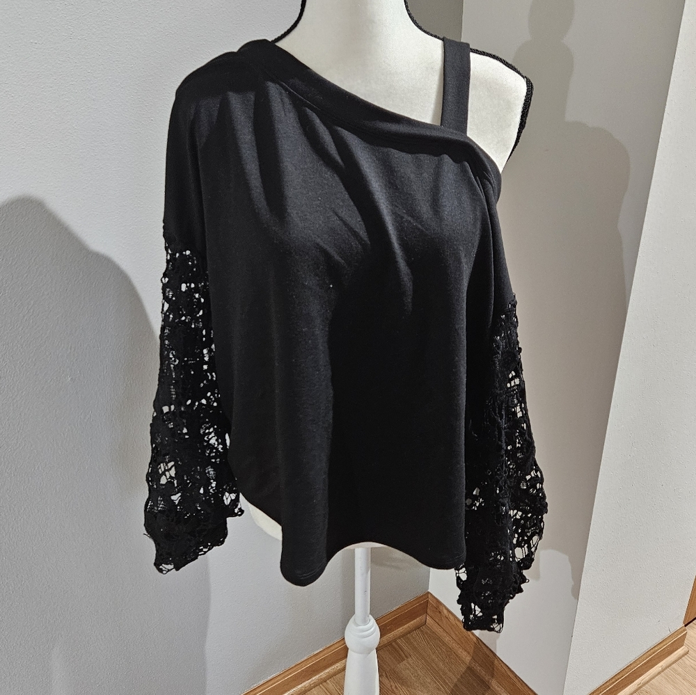 Unique Sleeve Black Top